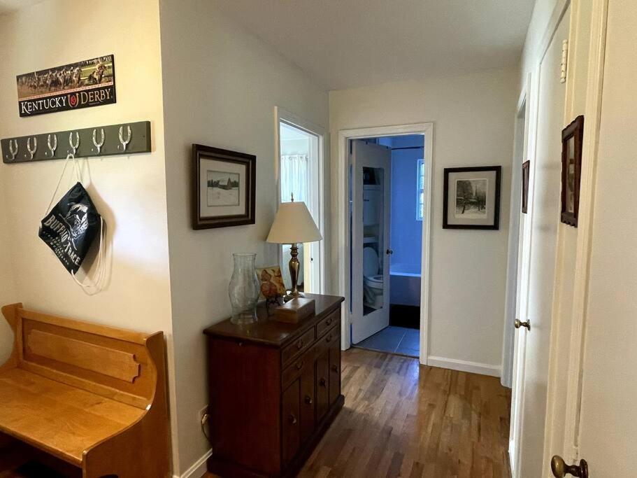 Villa The Bourbon & Horse Country Epicenter Frankfort Exterior foto